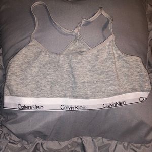 💜3/$15 Calvin Klein Grey Bralette